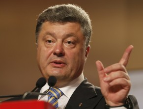Порошенко обещает стабилизировать курс доллара